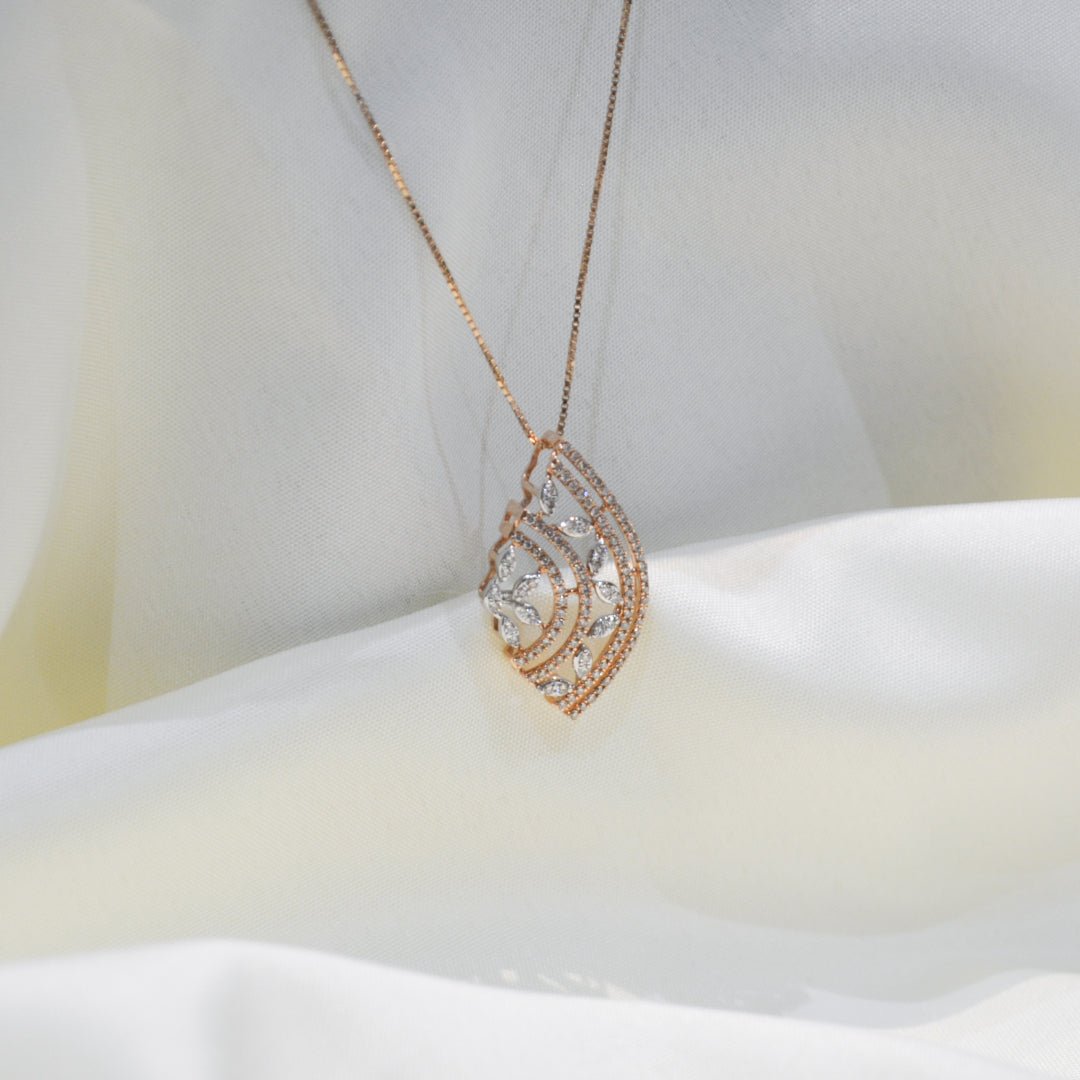 Cater Diamond Pendant - zivar.in