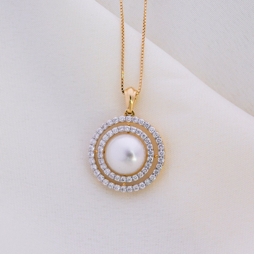 White Pearl Diamond Pendant - zivar.in