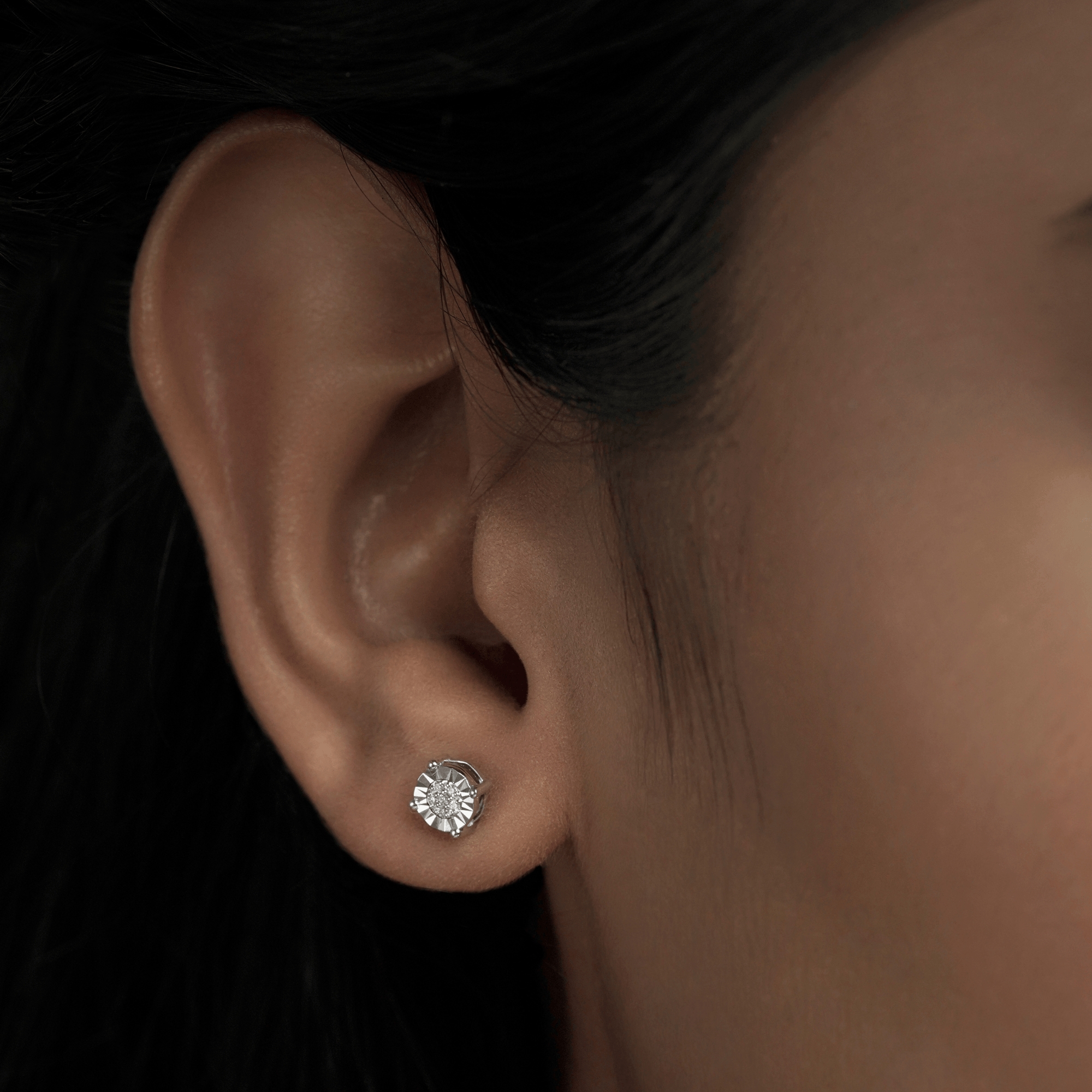 American Diamond Silver Stud Earring for Women - New Earrings Design –  Niscka